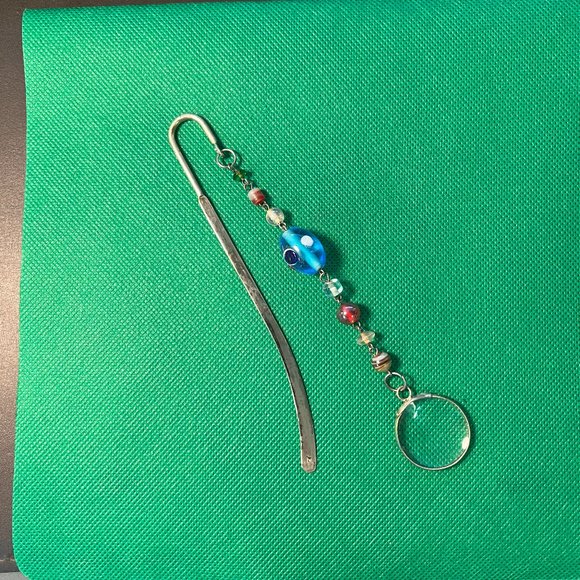 Lampwork Beads with Magnifying Glass Silver Tone Hook Bookmark (#2) - Picture 1 of 2